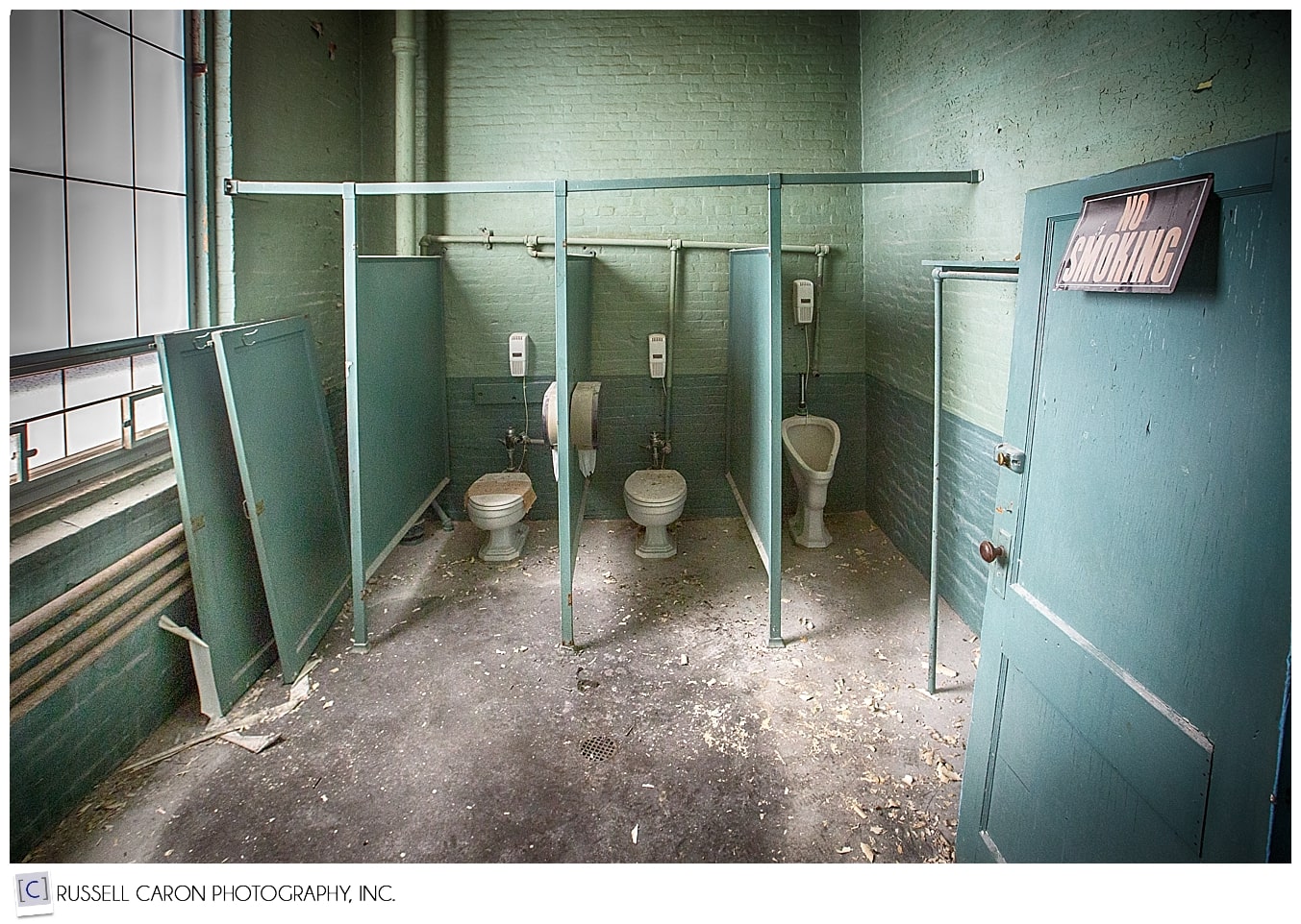bathroom-old-industrial-spaces-biddeford