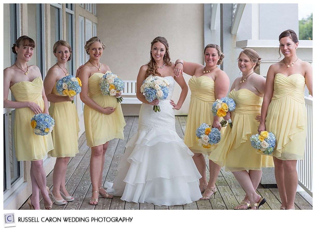 Cliff House Resort bride and bridesmaids photos