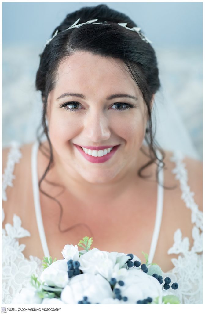 beautiful bridal portrait of smiling bride