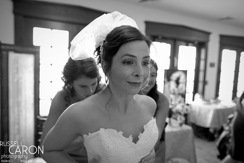 Bride getting ready photos