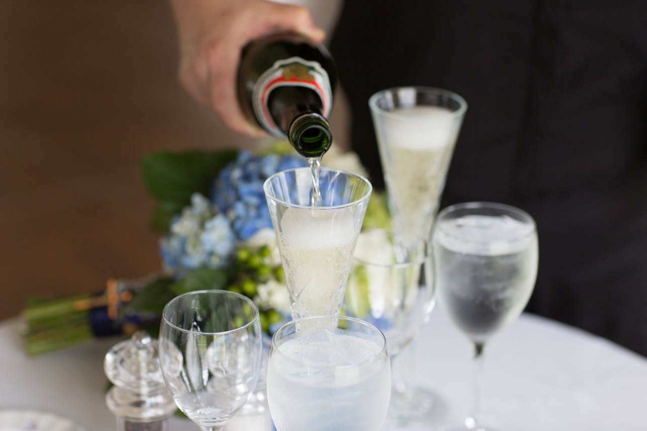 The Wentworth receptions, champagne for the bride and groom