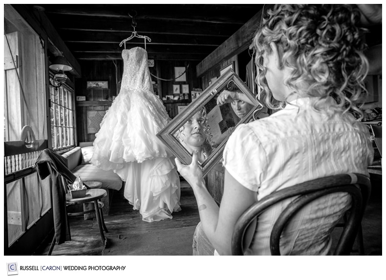 Rustic Maine cottage wedding photography