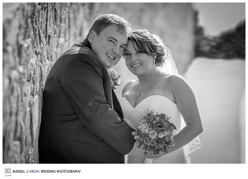 bride-and-groom-portrait-on-ocean-ave-kennebunkport-maine