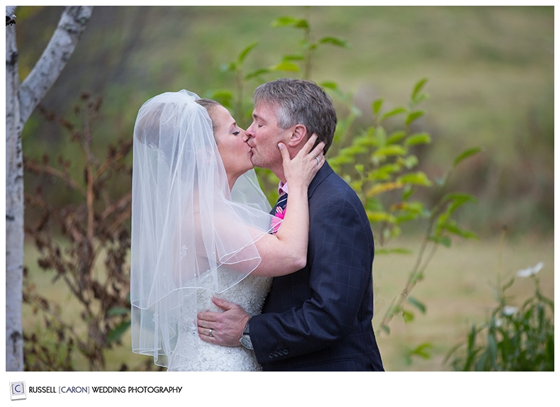 Maine photographer first kiss photo