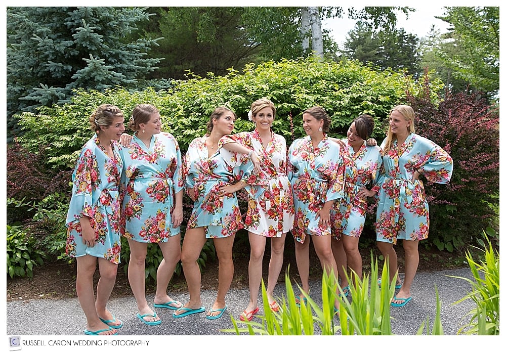 bride-and-bridesmaids-in-robes