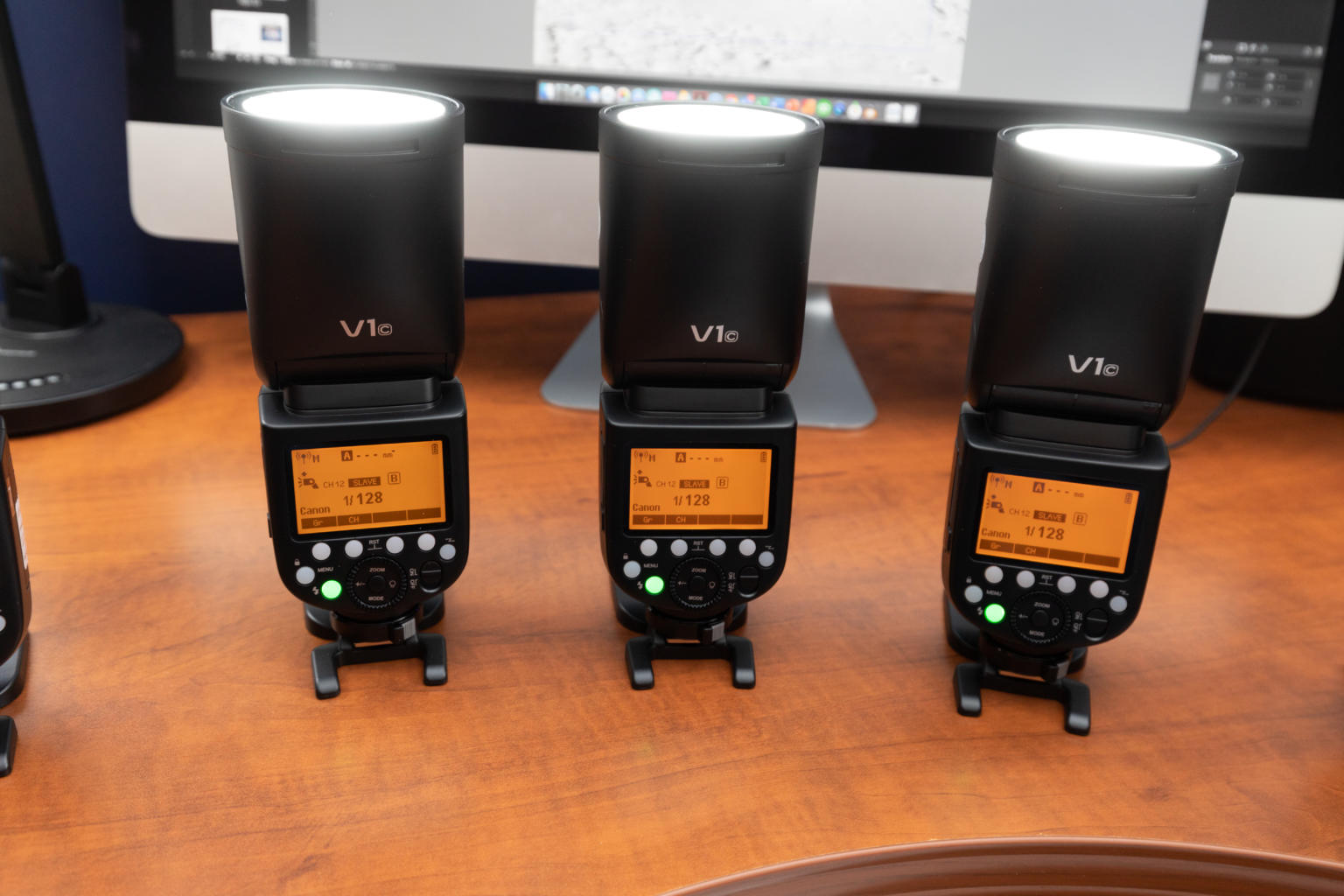 godox v1 review reddit