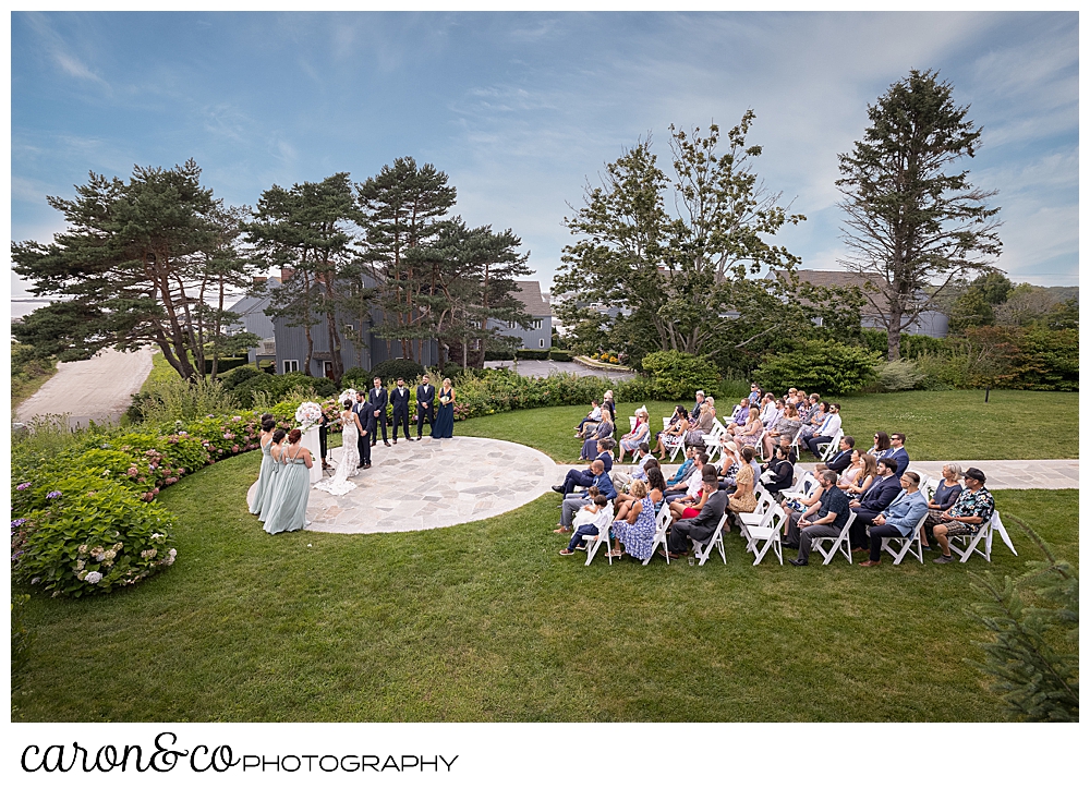 side view of an outdoor coastal maine wedding at the colony hotel Kennebunkport maine