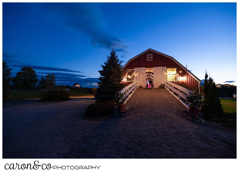 the maine wedding barn in Minot Maine, during twilight