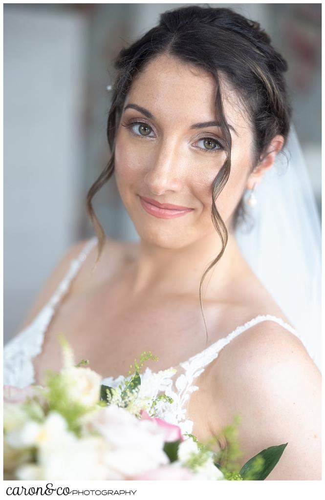 beautiful bridal portrait of a gorgeous dark-haired bride